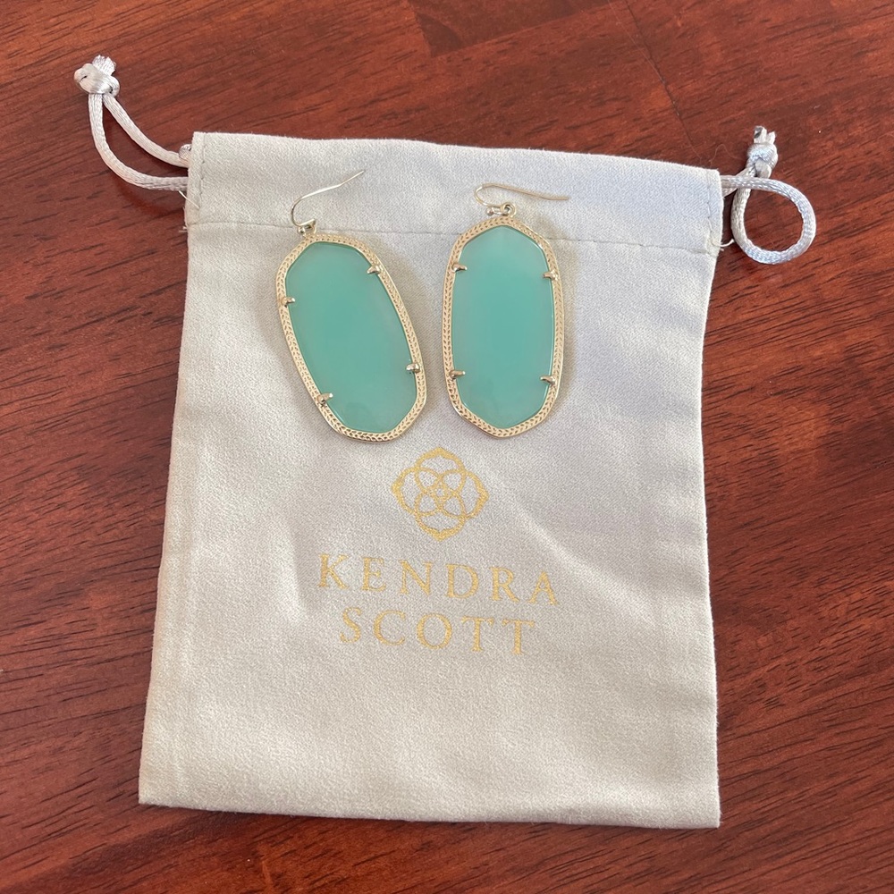 Kendra Scott Danielle Earrings